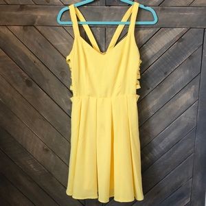 Beautiful yellow dress